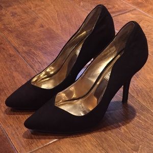 Jennifer Lopez Black heels